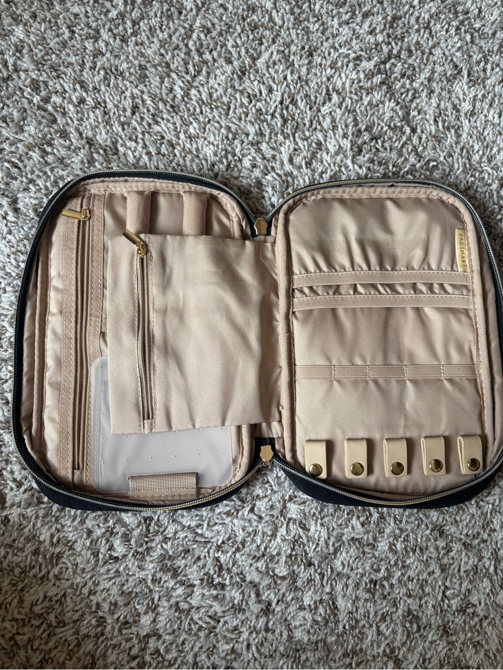 Bagsmart travel jewelry storage organizer